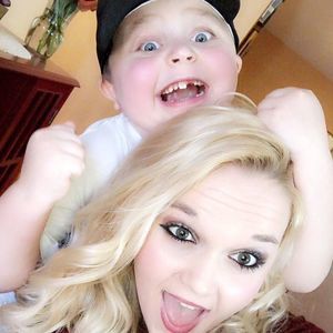 Meet your Posher, Jenna